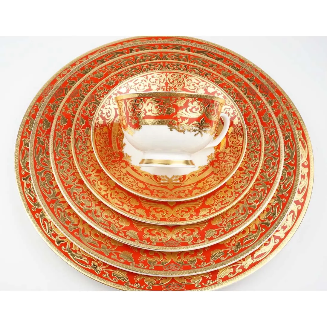 Loucas Porcelana हस्तनिर्मित शादी के लिए कीमतों महंगा प्राचीन चीनी मिट्टी के बरतन खाने की थाली चार्जर बर्तन सेट चीनी मिट्टी Tableware