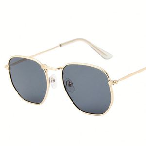 Lunettes de soleil tendance pour hommes et femmes avec logo personnalisé, monture carrée de petite taille, verres rouges, jaunes et roses, lunettes de soleil en métal polygonales pour femmes - Product Image 5