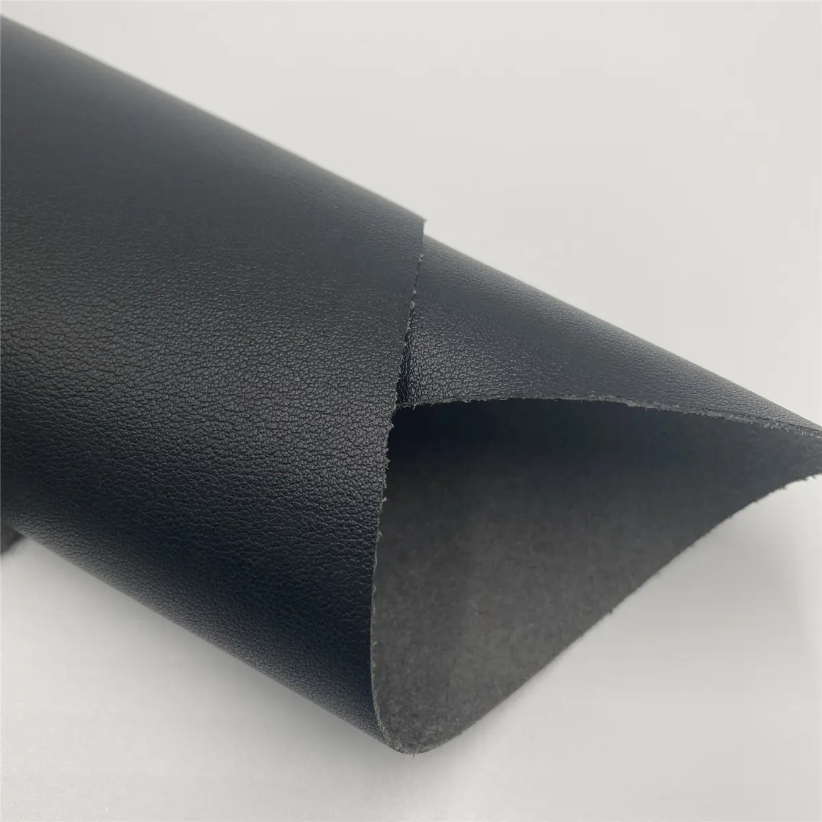 Microfibre PUレザー0.6-1.2MMカーシートソファ家具およびバッグ用の傷防止耐久性のある使用