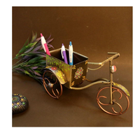 Support de stylos et organisateur de bureau décoratif en métal moderne et écologique, style chariot à 3 roues indien, pour la maison, le bureau et le salon