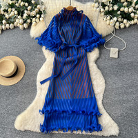 Robe décontractée élégante WIWT pour femme, jaune et blanche à rayures, avec volants et ceinture, idéale pour le quotidien et les vacances