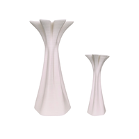 Vase en céramique imprimé en 3D Tyrrell, motif pétales tourbillonnés, bouche évasée, blanc mat, style moderne minimaliste, luxe léger, pour table d'Halloween
