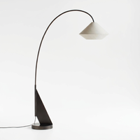 Lampadaire Arqué LED Lumière Chaude Cadre Métallique Abat-jour en Tissu pour Salon Chambre Coin Lecture
