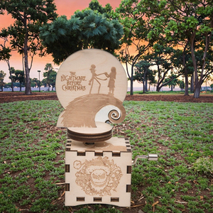 Caja de Música de Manivela con Canción de Halloween, Caja de Música Personalizable con Manivela, Regalo Personalizado - Product Image 3