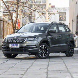 <span class=keywords><strong>2024</strong></span> nuevo modelo Skoda <span class=keywords><strong>Karoq</strong></span> TSI280 gris 5 puertas 5 plazas SUV Turbo transmisión automática techo solar dirección izquierda R18 luces LED - Product Image 1