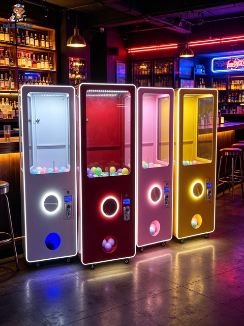 Premium  Machine Capsule Vending Machine with LED Light Large Capacity Prize Vending Machine for Game Center Nightclub