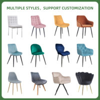 Chaise de salle à manger de luxe en velours avec structure métallique et assise rembourrée, idéale pour restaurant, hôtel, salon de manucure, salon.