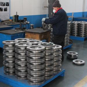 Phụ tùng ô tô bán buôn, đĩa phanh trước sau cho xe Toyota với giá rẻ - Product Image 3