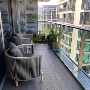 <span class=keywords><strong>Piastrelle</strong></span> per decking in composito legno-plastica coestruso, ecologiche, ignifughe, antiscivolo, impermeabili, con <span class=keywords><strong>bordi</strong></span> quadrati, moderne per uso <span class=keywords><strong>esterno</strong></span> - Product Image 1