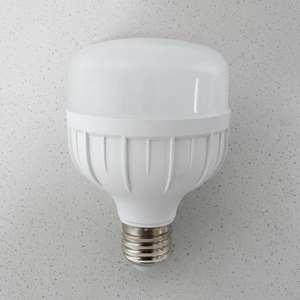 Ampoule LED à culot E27, forme T100, 20W, corps en plastique SMD, AC110V-265V, contrôle manuel par interrupteur extérieur, lumière du jour 6000K, CRI90, 1700 lumens - Product Image 1