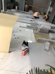 Panneau modulaire matériau en bois enfants moderne porte coulissante haute chambre armoire intégrée - Product Image 4