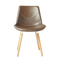 Chaise de salon minimaliste de luxe en cuir marron à dossier haut avec pieds en bois pour l'extérieur