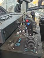 XP263 Rouleau compresseur vibrant pneumatique de 26 tonnes