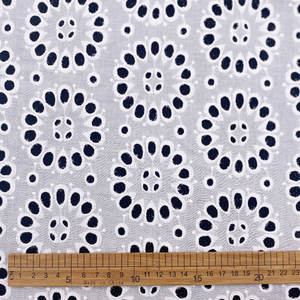 Bunga matahari bagus kering putih Afrika voile bunga renda swiss 100% lubang tali katun kain untuk gaun - Product Image 4