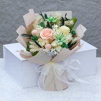 Vente en gros de bouquet de fleurs séchées personnalisées pour mariage, meilleurs cadeaux de Saint-Valentin et cadeau de fête des mères, bouquet de fleurs de rose conservées