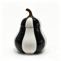 Figurine de citrouille en céramique à rayures verticales noires et blanches, décoration d'intérieur pour Halloween, ornement de table