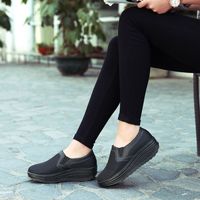 Chaussures de sport respirantes en maille pour femmes, printemps et été, semelle épaisse, grande taille