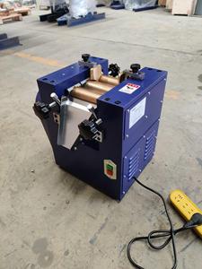 Machine de broyage à trois rouleaux de laboratoire à haut rendement énergétique et à économie <span class=keywords><strong>d</strong></span>'énergie - Product Image 3
