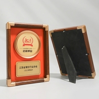 Plaque de trophée en bois personnalisée avec coins dorés, plaque de récompense, disque métallique, plaque en aluminium gravée UV, cadeau pour entreprise et organisation WDY-0511
