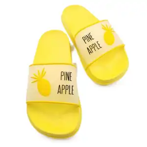 2023 Fabriek Direct Hoge Kwaliteit En Lage Prijs Indoor Groothandel Slippers Voor Pvc Vrouwen