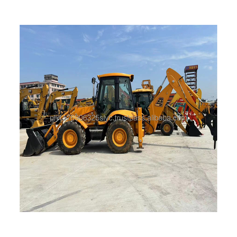 JCB 4CX Backhoe Loader - Durable & Versatile Performance