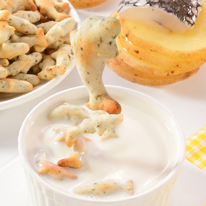 Nutrición del bebé Galleta con sabor a bacalao <span class=keywords><strong>sin</strong></span> <span class=keywords><strong>gluten</strong></span> <span class=keywords><strong>Galletas</strong></span> de harina de trigo <span class=keywords><strong>sin</strong></span> azúcar dulce crujiente duro <span class=keywords><strong>Galletas</strong></span> de oblea con patrón rectangular - Product Image 3
