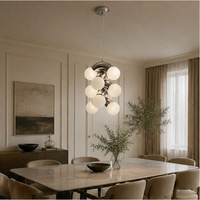 Lustre moderne en chrome avec globes en verre opale pour escalier, salon, chambre, salle à manger, hall d'hôtel