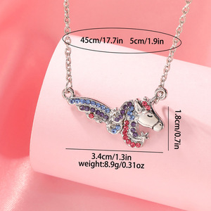 Nouveau petit pendentif <span class=keywords><strong>cheval</strong></span> arc-en-ciel personnalité de la mode <span class=keywords><strong>collier</strong></span> incrusté de strass coloré pour les enfants - Product Image 4