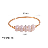 Bague élégante en acier inoxydable plaqué or 18 carats avec perle d'eau douce, coupe princesse, tendance, luxe accessible, populaire à l'international