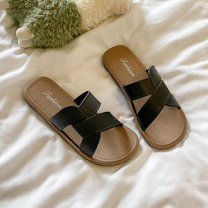 Pantuflas de Invierno para Hombre y Mujer, Ajuste Universal, Antideslizantes, Suaves y Cálidas, Calzado para el Hogar - Product Image 5