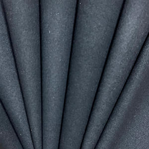 مخزون كبير من قفازات الميكروفايبر السوداء 0.6 وقماش الميكروفايبر المزدوج الجانب 75D المحبوك والمصبوغ للملابس الرياضية للأولاد - Product Image 1