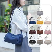Sac à bandoulière minimaliste décontracté à grande capacité avec fermeture éclair, sac messager antivol résistant à l'eau en nylon