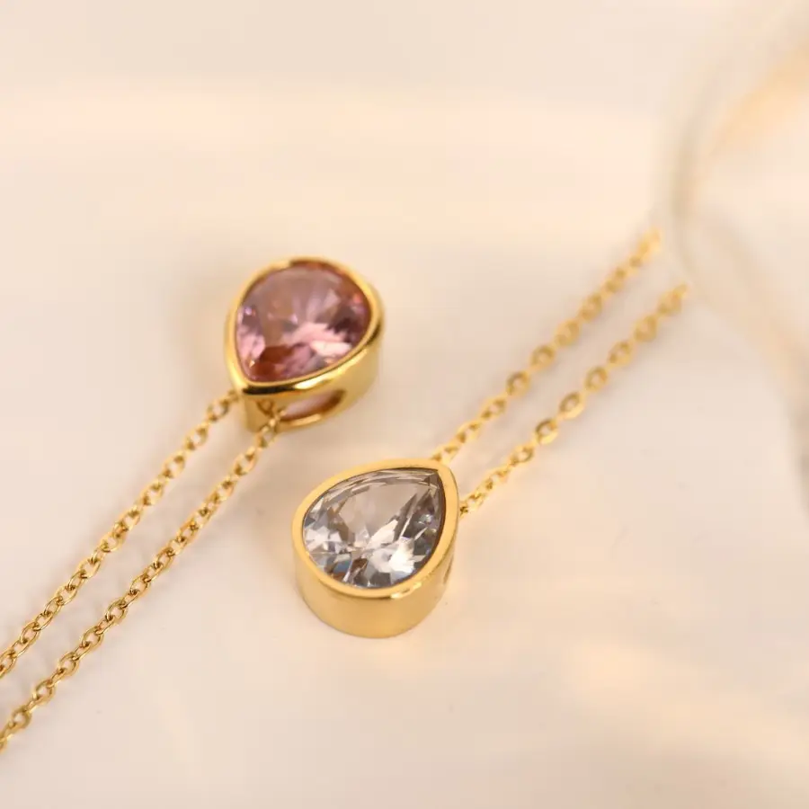 Minimalist Wedding Jewelry Droplet Water Drop Pear Shaped Zirconia CZ Zircon 18K Gold Plated Simple Elegant Diamond Necklaces