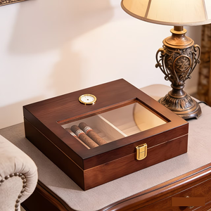 Cigare de la <span class=keywords><strong>République</strong></span> <span class=keywords><strong>dominicaine</strong></span>, boîtes à cigares en bois, boîte à cigares vintage en bois monocouche, boîte à cigares haut de gamme en bois. - Product Image 1