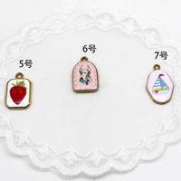 Nouveautés FSSCM-10 : Breloques émaillées florales coréennes mignonnes, pendentifs dorés en forme de fruits, lettres et feuilles tropicales, breloques cadeaux pour la Fête des Mères