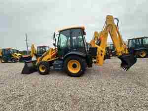 รถตักล้อยางหลังขุด Liugong 766A คุณภาพสูง ขนาด 8 ตัน ขับเคลื่อน 4 ล้อ พร้อมราคาที่แข่งขันได้ - Product Image 6