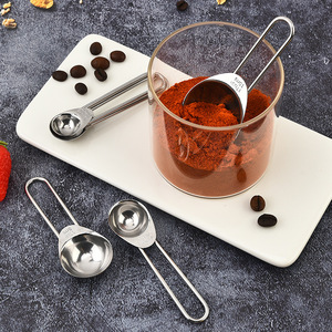 Ensemble de 5 cuillères à mesurer en métal avec échelles faciles à lire pour les personnes âgées <span class=keywords><strong>et</strong></span> les débutants en cuisine - Product Image 6