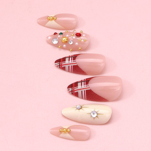<span class=keywords><strong>Uñas</strong></span> Postizas <span class=keywords><strong>de</strong></span> Lujo para Navidad, 24 Piezas, Diseño a Cuadros Rojos, Estilo Francés, con Múltiples Diamantes Brillantes, <span class=keywords><strong>de</strong></span> Larga Duración, Cobertura Completa, Acrílicas - Product Image 3