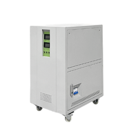 Régulateur de tension automatique triphasé AVR-20kVA avec affichage numérique, protection contre les surcharges et les courts-circuits, matériau en cuivre SVC AC
