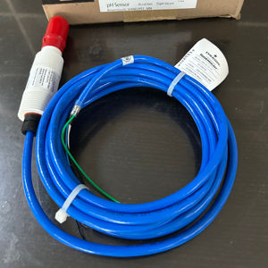 เซ็นเซอร์วัดค่า pH รุ่น 396P-01-10-55 สำหรับอุตสาหกรรมบำบัดน้ำ ความแม่นยำ 0.5% ใช้ไฟ 220VAC - Product Image 1