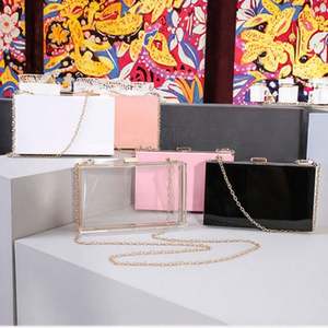 Sac à main en laiton de créateur |   Clutches dorées en laiton pour femmes, faites à la main, de créateur, pour soirée, mariage, cérémonie - Product Image 3