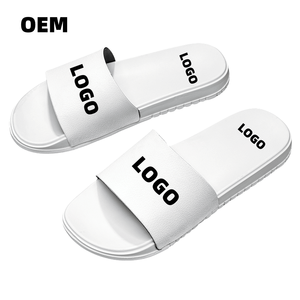 OEM Tùy Chỉnh Màu Đen <span class=keywords><strong>Slide</strong></span> Giày Dép Sandal PVC Biểu Tượng Tùy Chỉnh Dép Người Đàn Ông Đồng Bằng Trống Trượt Dép Dép Dép Biểu Tượng Tùy Chỉnh Trượt Sandal - Product Image 5