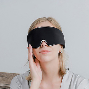 Vente en gros de masque pour les <span class=keywords><strong>yeux</strong></span> en soie simulée de luxe sensation de froid nouveau style <span class=keywords><strong>Patch</strong></span> pour le sommeil doux hommes femmes sangle élastique ombre de voyage tricot noir - Product Image 1