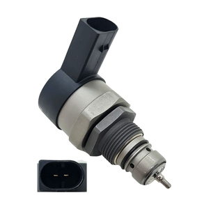 Válvula de Control del Elemento de la Bomba Common Rail 0281002494, Regulador de Presión de Combustible A6110780449 para Motor Diésel Mercedes-Benz OM648 - Product Image 2