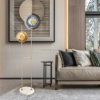 Lampe en fer de luxe moderne et créative, corps de lampe en fer, base E27, source de lumière LED, abat-jour doré, installation facile pour jardin, salon