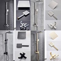 Système de robinet de bain et de douche à effet pluie en acier inoxydable Bec de bain pivotant avec colonne de douche noire Design mural pour salle de bain