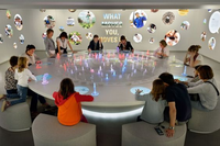 Table tactile interactive, table intelligente à écran tactile, module tactile laser, table de projection interactive pour exposition muséale