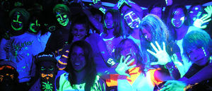 Blacklight UVC 395-400nm <span class=keywords><strong>violet</strong></span> couleur flex led bande 12v 24v 5m 14.4w led bande lumineuse smd5050 <span class=keywords><strong>RGB</strong></span> <span class=keywords><strong>violet</strong></span> leds - Product Image 5