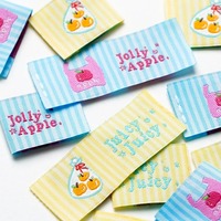 Étiquettes de col personnalisées en polyester écologique tissé, motif dessin animé pour fabricants de vêtements pour enfants, étiquettes à coudre pour vêtements d'enfants