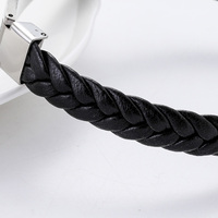 Bracelets en acier inoxydable personnalisés avec logo, bracelets en cuir PU noir vintage tressés, bracelet polyvalent tendance pour hommes